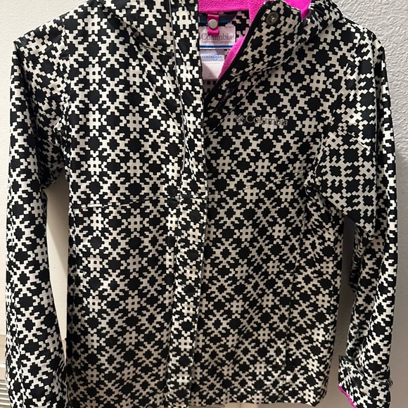 Columbia Black and White Jacket with Purple Lining - Picture 1 of 3